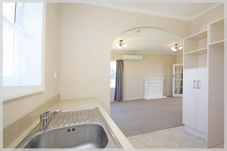 Photo of property in 8 Hart Street, Foxton Beach, Foxton, 4815