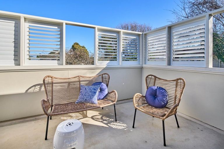 Photo of property in 2/3 Mahoe, Hutt Central, Lower Hutt, 5010