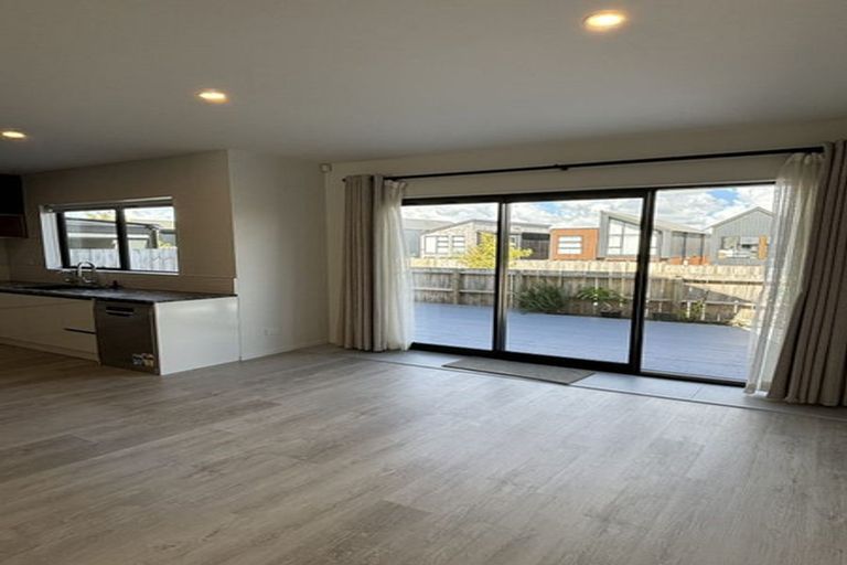 Photo of property in 119 Kerepi Street, Westgate, Auckland, 0814