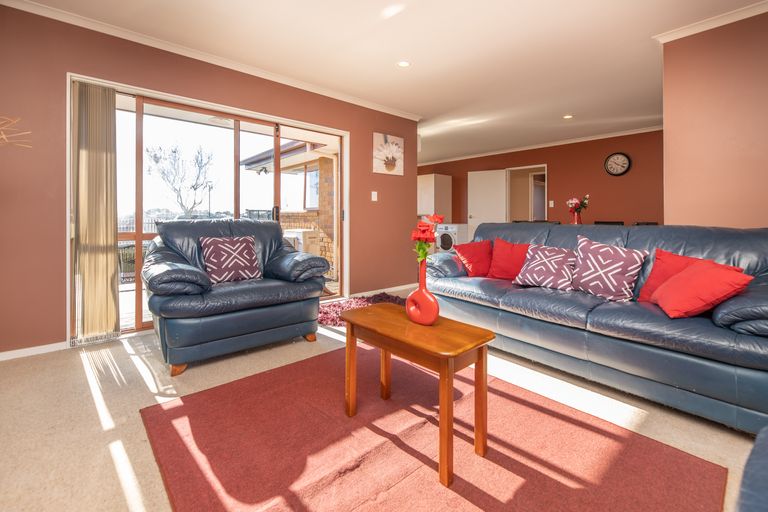 Photo of property in 78a Shortland Street, Wainoni, Christchurch, 8061