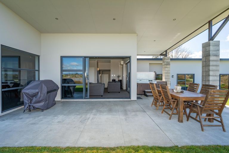 Photo of property in 205 Exelby Road, Burbush, Hamilton, 3288