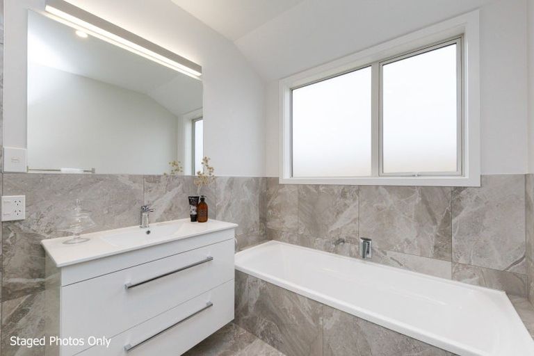 Photo of property in 110 Roberts Line, Kelvin Grove, Palmerston North, 4414