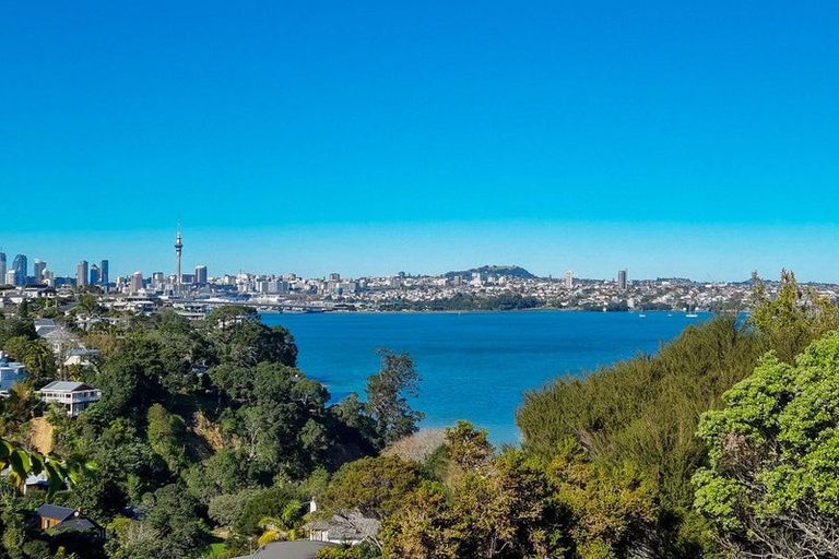 Photo of property in 34a Rawene Road, Birkenhead, Auckland, 0626