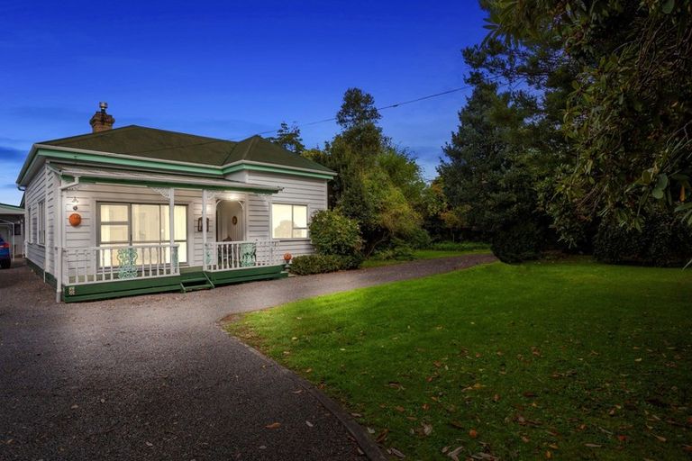 Photo of property in 75-77 Beach Road, Katikati, 3129