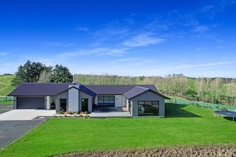 Photo of property in 27 Matarangi Road, Marotiri, Taupo, 3377