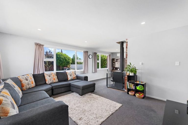 Photo of property in 6 Oakhampton Street, Hornby, Christchurch, 8042