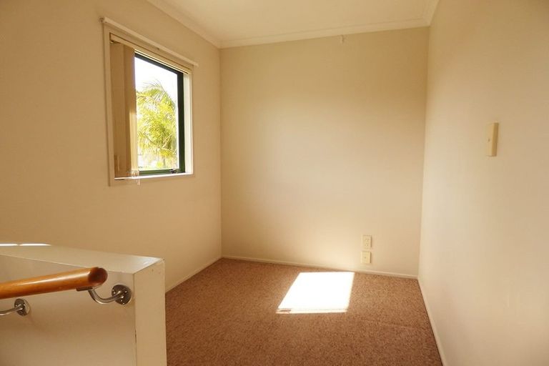 Photo of property in 1/35 Pah Road, Papatoetoe, Auckland, 2025