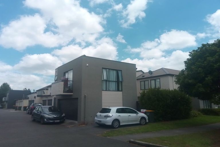 Photo of property in 53 Popokatea Drive, Takanini, 2112