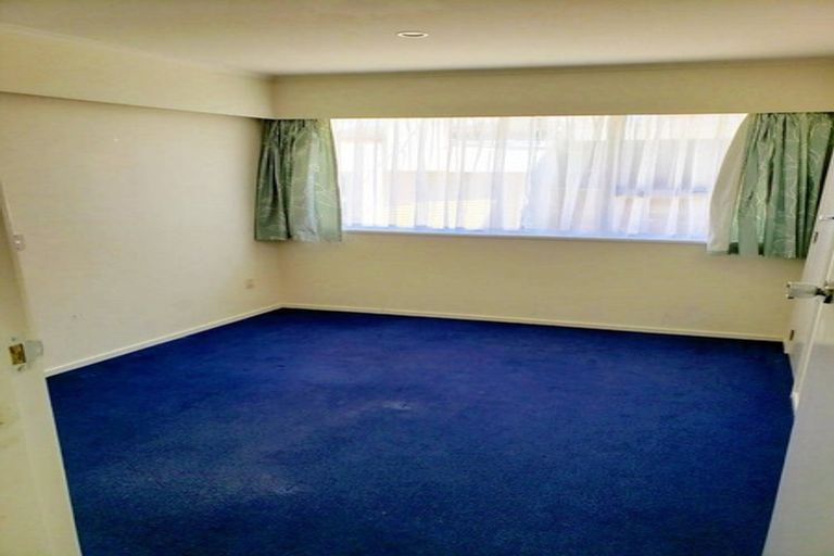 Photo of property in 5 Percy Cameron Street, Avalon, Lower Hutt, 5011