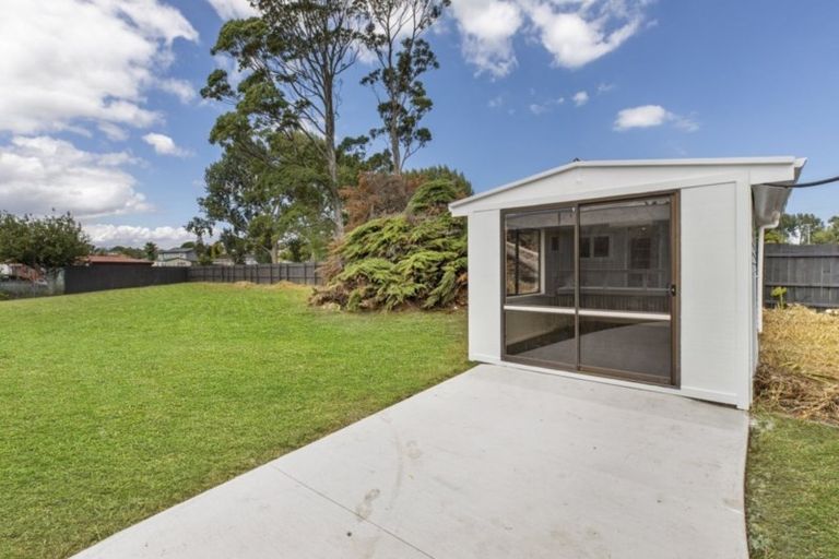 Photo of property in 16 Celia Place, Mangere East, Auckland, 2024