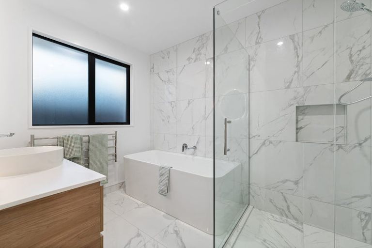 Photo of property in 2 Mackinnon Street, Marshland, Christchurch, 8083