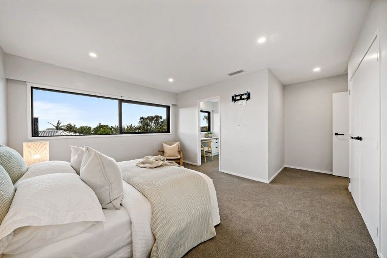 Photo of property in 106a Godden Crescent, Mission Bay, Auckland, 1071