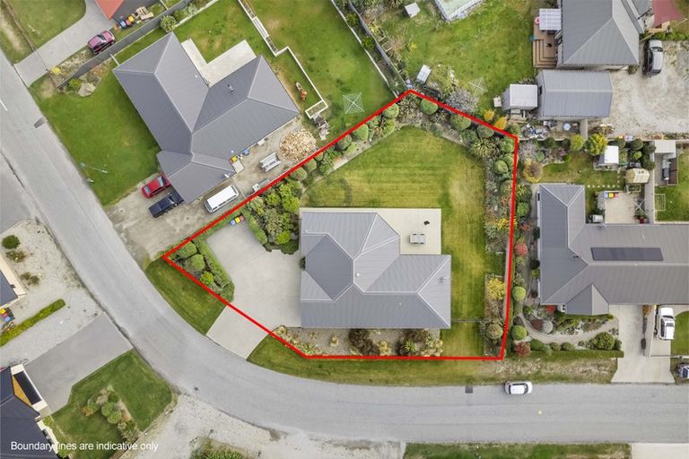 Photo of property in 11 Ethereal Crescent, Mount Pisa, Cromwell, 9383