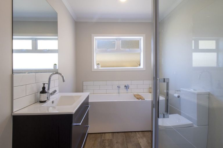 Photo of property in 20 Schooner Drive, Whitby, Porirua, 5024