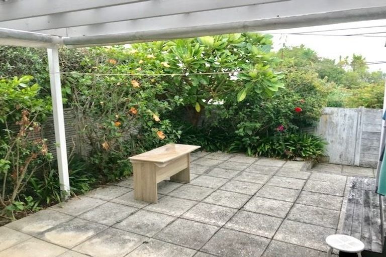 Photo of property in 1/11 Rewiti Avenue, Takapuna, Auckland, 0622