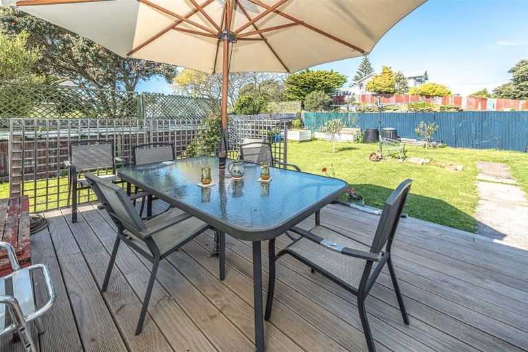 Photo of property in 48 Mosston Road, Castlecliff, Whanganui, 4501