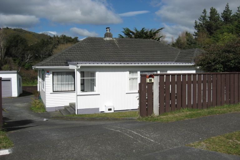 Photo of property in 29 Stanley Street, Wainuiomata, Lower Hutt, 5014