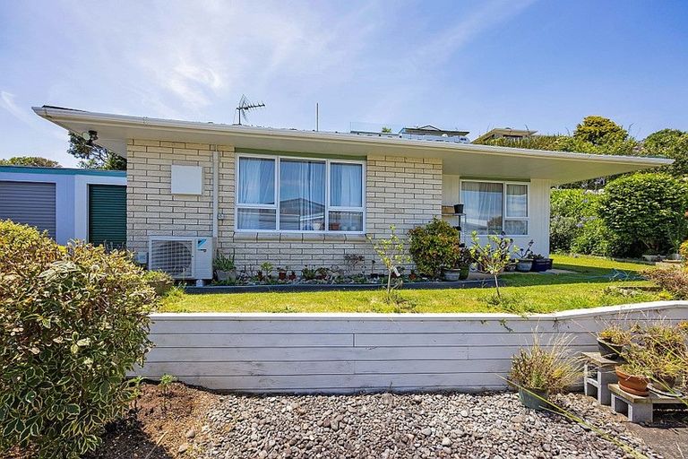 Photo of property in 5a Rossiter Crescent, Lynmouth, New Plymouth, 4310