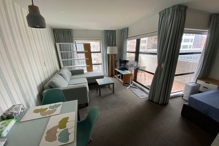 Photo of property in Oakwood Hall Apartments, 6b/81 Wakefield Street, Auckland Central, Auckland, 1010