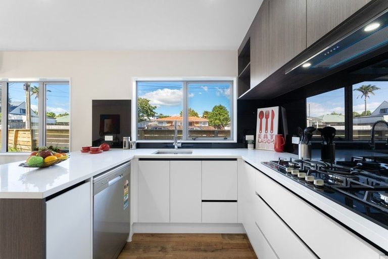 Photo of property in 5c Braeburn Place, Takanini, 2112