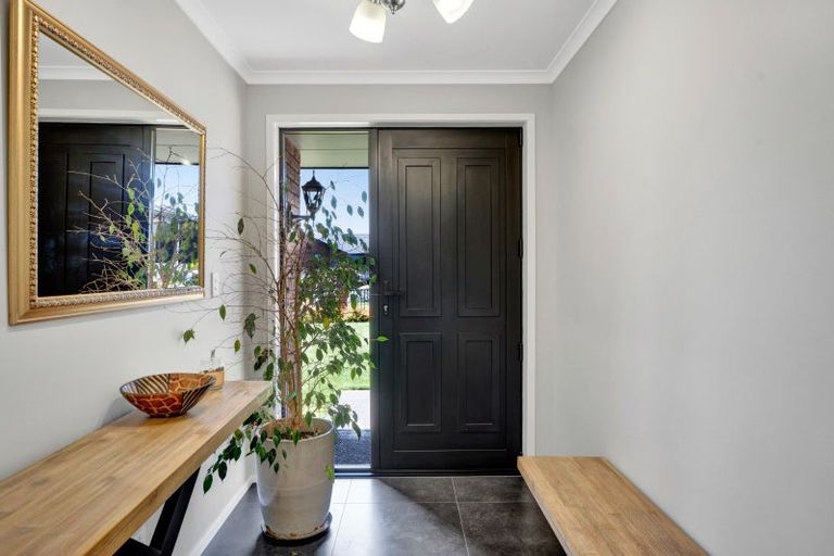 Photo of property in 37 Papawhero Drive, Bell Block, New Plymouth, 4312