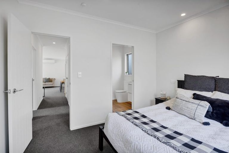 Photo of property in 9 Horoeka Street, Inglewood, 4330