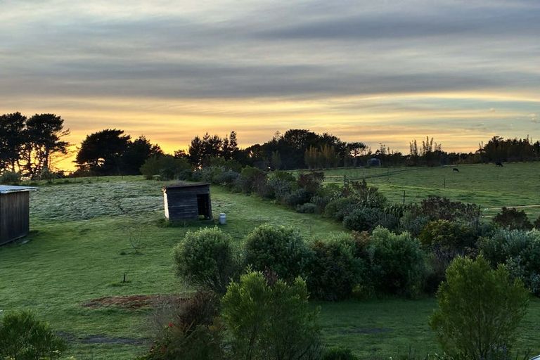 Photo of property in 330 Pairatahi Road, Kaingaroa, Kaitaia, 0483