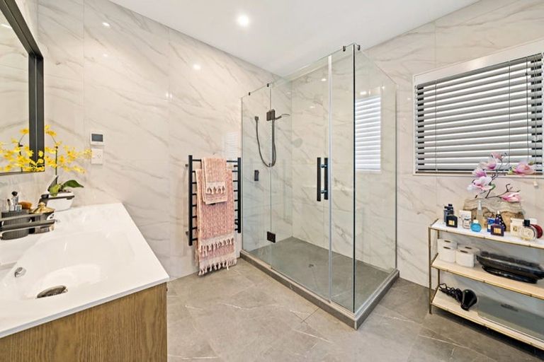 Photo of property in 30b Francis Street, Hauraki, Auckland, 0622