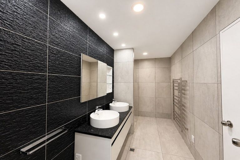 Photo of property in 8/9 Freeman Way, Manukau, Auckland, 2104