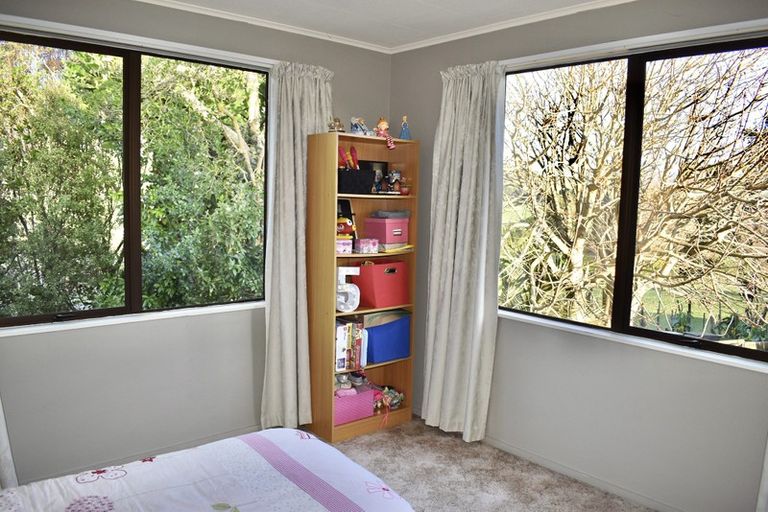 Photo of property in 98 Ringawhati Road, Otaki, 5583