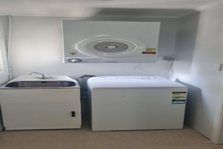 Photo of property in 9 Lipman Street, Mount Victoria, Wellington, 6011