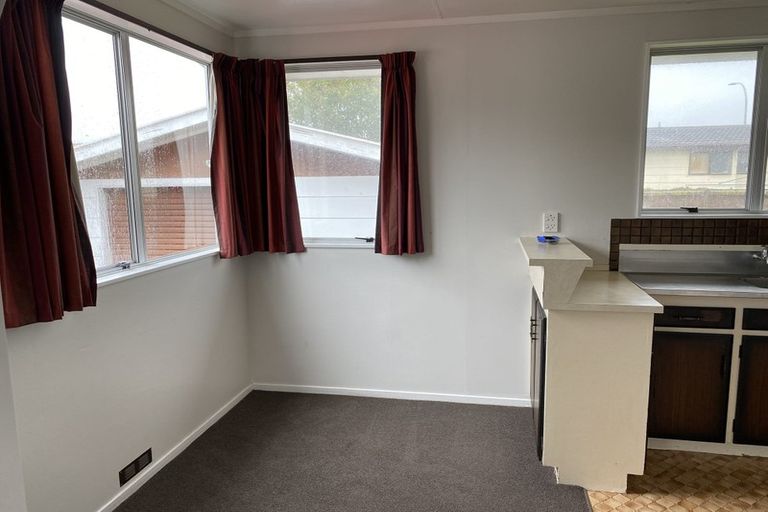 Photo of property in 9 Oak Avenue, Nawton, Hamilton, 3200