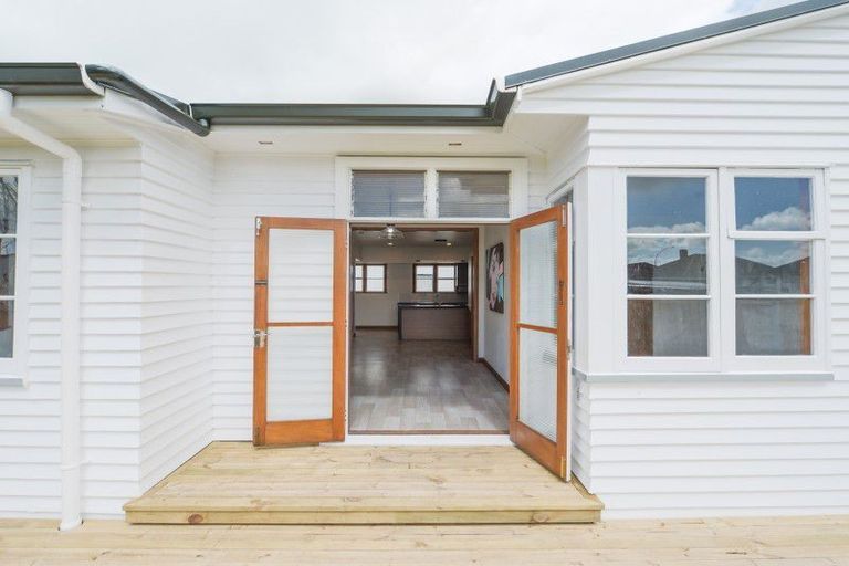 Photo of property in 75a Massey Street, Frankton, Hamilton, 3204