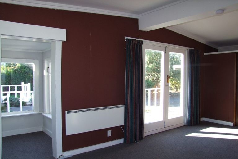 Photo of property in 24 Leman Street, Milton, 9220