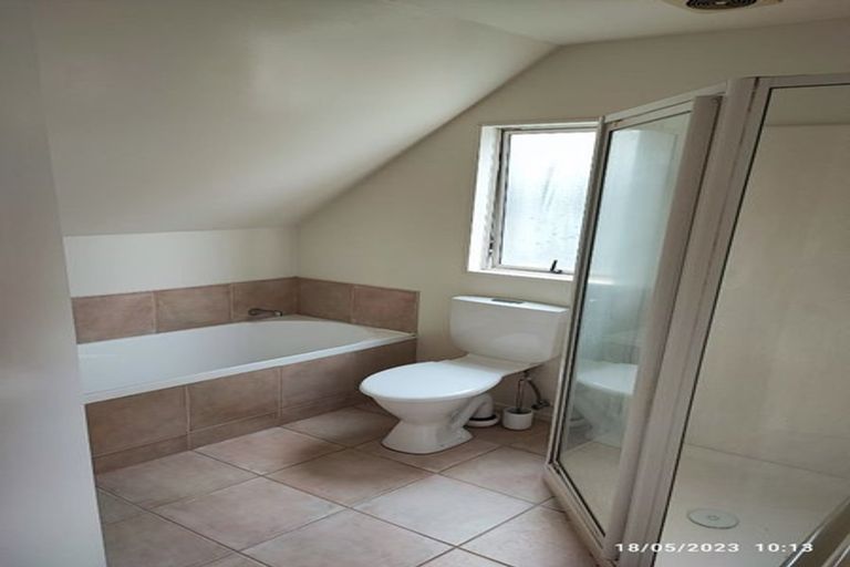 Photo of property in 33a Baird Street, Howick, Auckland, 2014