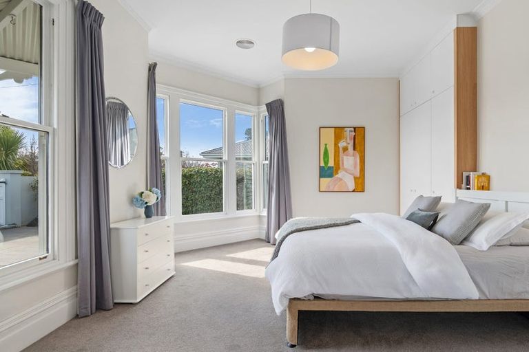 Photo of property in 90 Hawthorne Street, Strowan, Christchurch, 8052