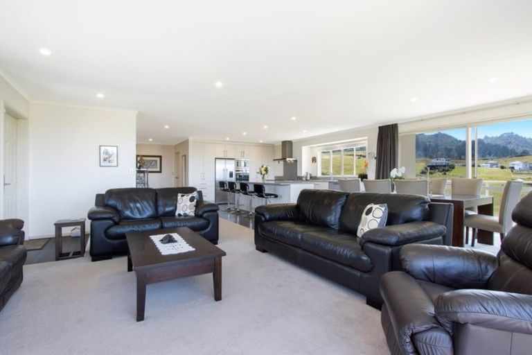 Photo of property in 14 Tohora View, Waihi Beach, 3611