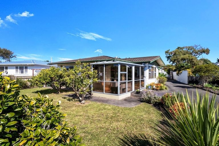 Photo of property in 11a Nikau Street, Tawhero, Whanganui, 4501