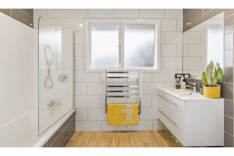 Photo of property in 24 Kowhai Street, Highfield, Timaru, 7910