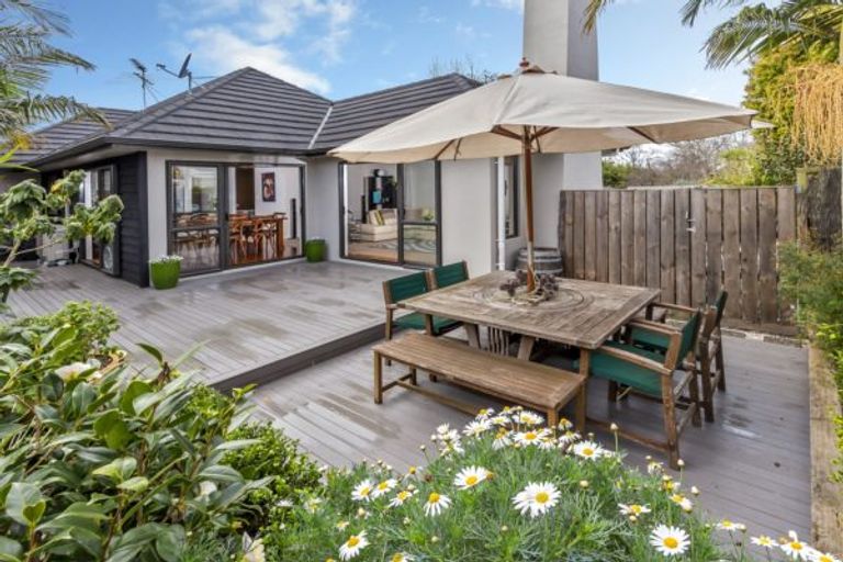 Photo of property in 38a Vincent Street, Howick, Auckland, 2014