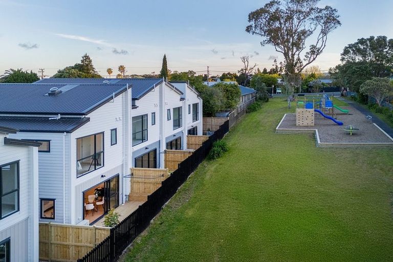 Photo of property in 1/30a Tirimoana Road, Te Atatu South, Auckland, 0602