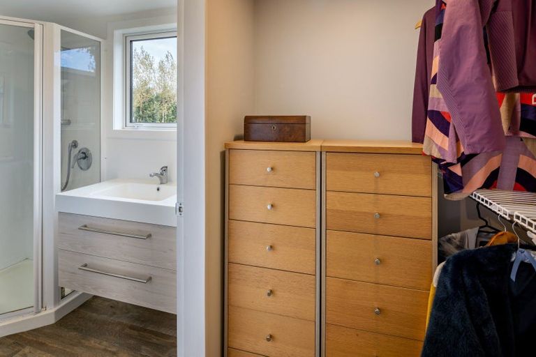 Photo of property in 28 Arcus Road, Te Horo, Otaki, 5582