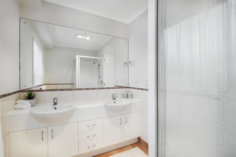 Photo of property in 393 Chapel Road, East Tamaki, Auckland, 2016