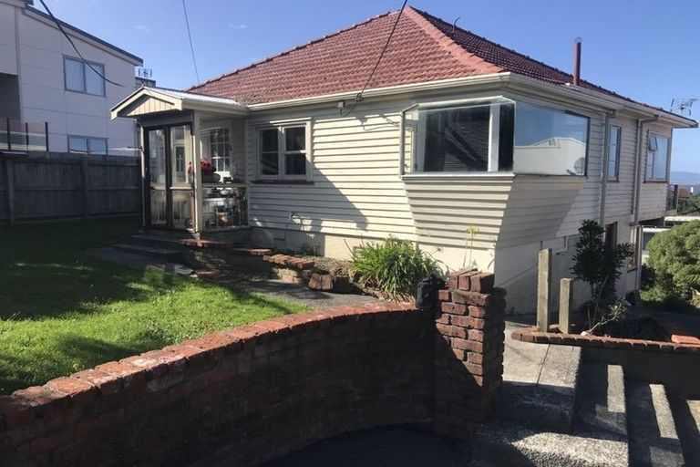 Photo of property in 34 Mandalay Terrace, Khandallah, Wellington, 6035