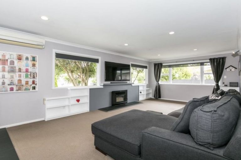 Photo of property in 11 Balliol Avenue, Pirimai, Napier, 4112