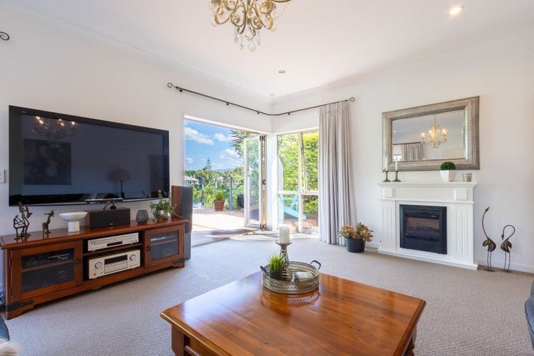 Photo of property in 66 The Drive, Paraparaumu Beach, Paraparaumu, 5032