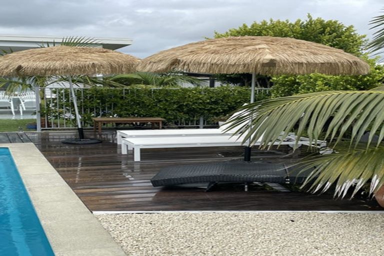 Photo of property in 2 Taimoana Close, Mangawhai Heads, Mangawhai, 0505