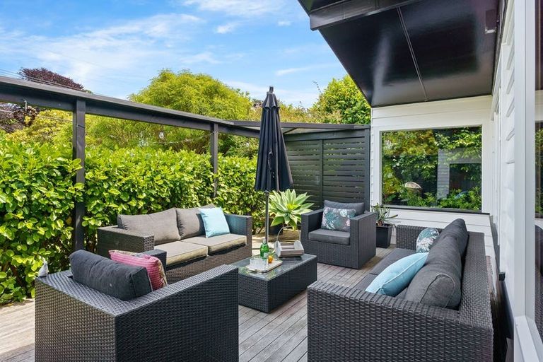 Photo of property in 7 Ngarara Road, Waikanae, 5036