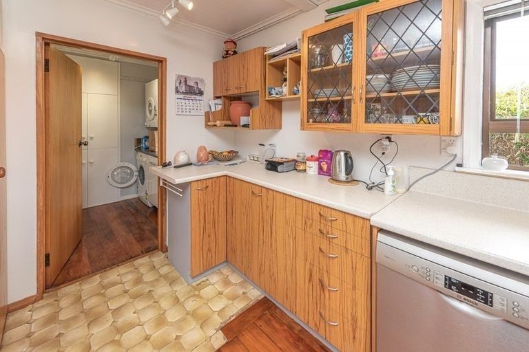 Photo of property in 18 West Way, Durie Hill, Whanganui, 4500