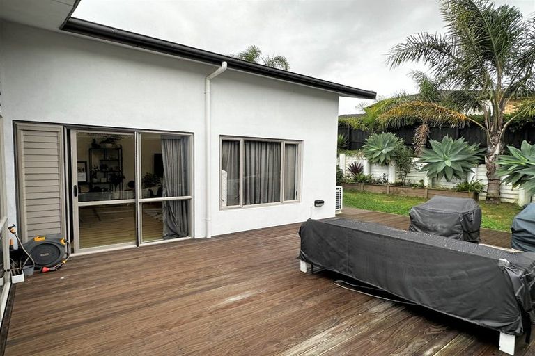 Photo of property in 56 Aspiring Avenue, Flat Bush, Auckland, 2019